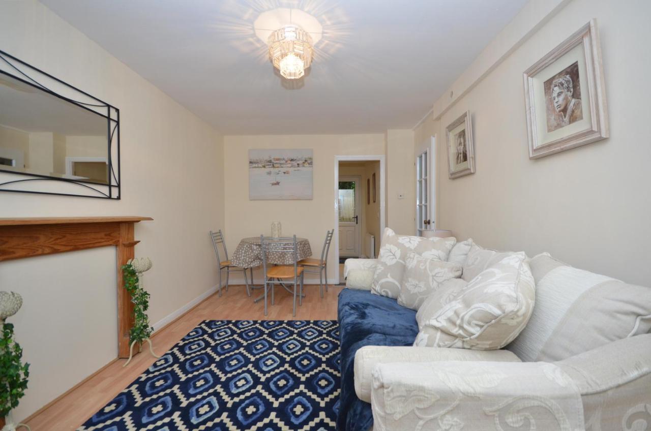 Bright Stylish 2 Bedroom Garden South Close To Everything Appartement Belfast